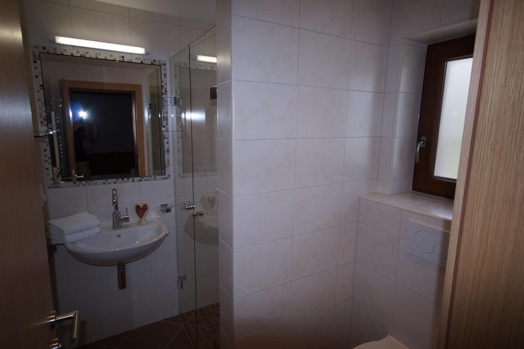 Appartement Gaestehaus Aloisia ฮิพพาค ภายนอก รูปภาพ