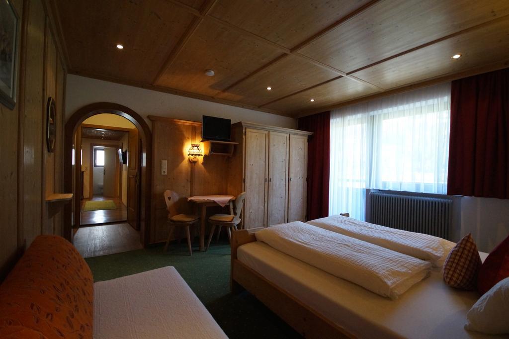 Appartement Gaestehaus Aloisia ฮิพพาค ภายนอก รูปภาพ