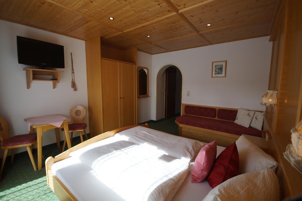Appartement Gaestehaus Aloisia ฮิพพาค ภายนอก รูปภาพ